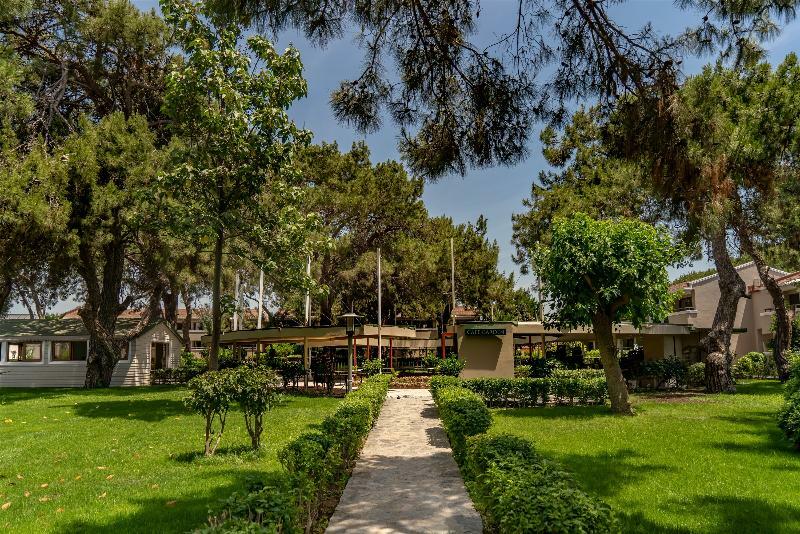 Aska Costa Holiday Club Side Exterior foto